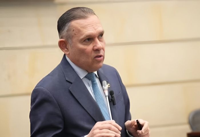 Presidente del Congreso demandará consulta popular si sale por decreto: “Les tumban eso por arbitrarios”