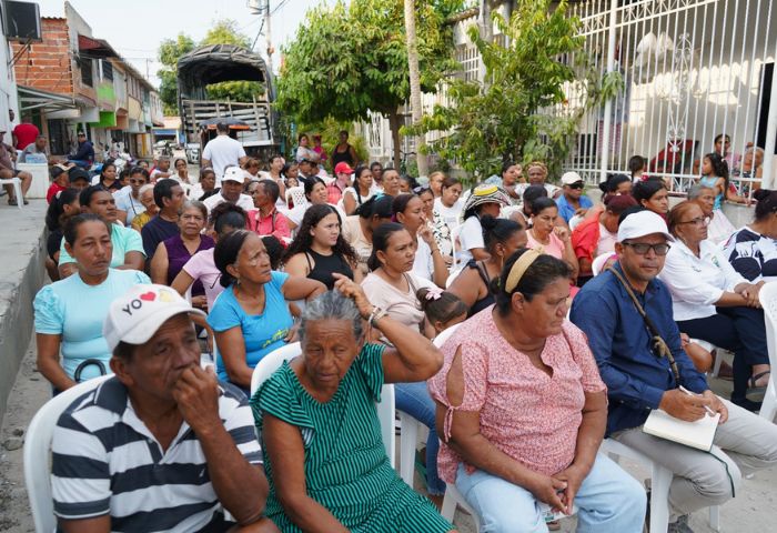 Realizaron socialización sobre mejoramiento de vías en el barrio Paraíso de Ciénaga