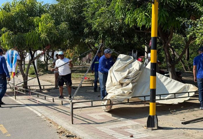 Vepcu retiró carpa que invadía espacio peatonal