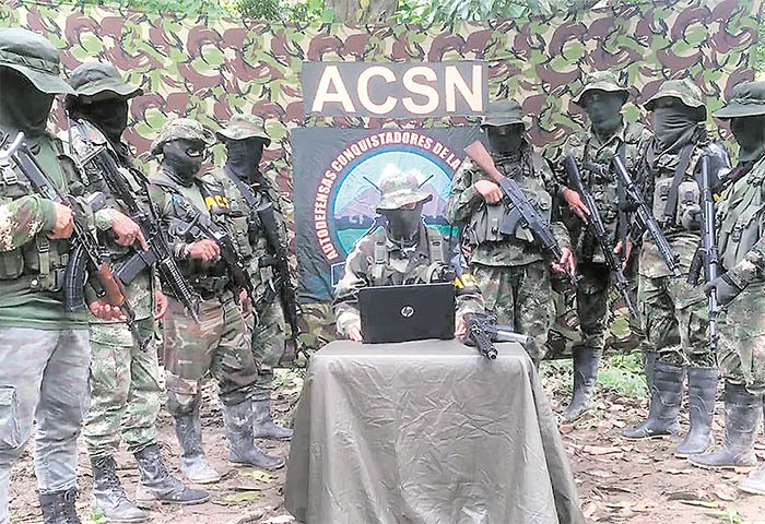 Gobierno le exige a las Autodefensas desescalar la violencia en la región