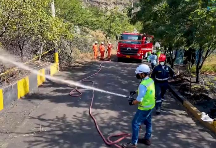 Puerto samario puso a prueba su plan de emergencia con un simulacro de incendio