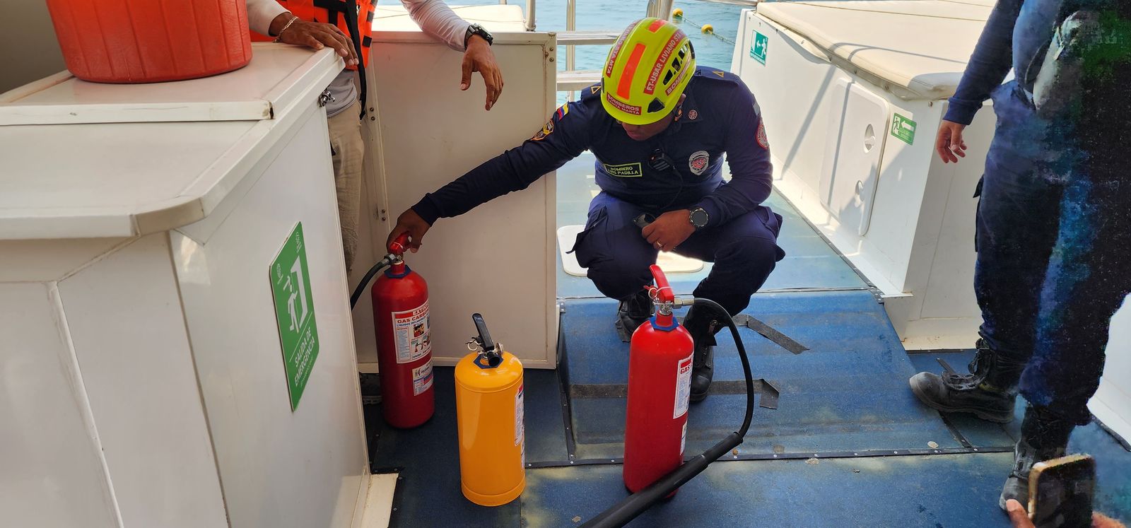 Gaula y Guardacostas realizaron operativos de control en las playas
