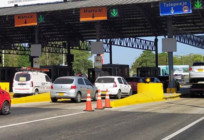 Petro llamó “asesinos” a quienes acaparan la insulina, tras hallazgo de 113.000 unidades en bodega