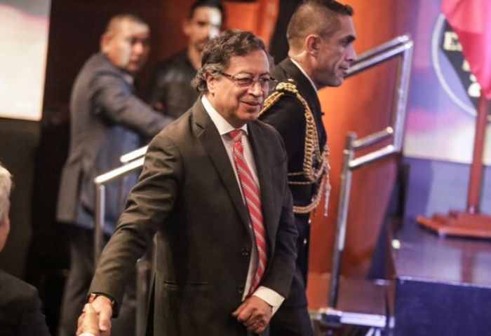 Gustavo Petro visitará Panamá